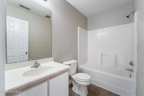 207 Pinegrove Court Jacksonville NC 28546