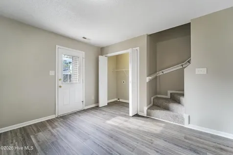 207 Pinegrove Court Jacksonville NC 28546