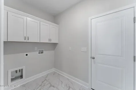 233 Telluride Court Aberdeen NC 28315