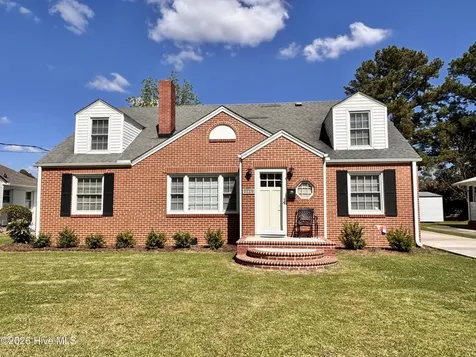 612 Blaney Street Clinton NC 28328
