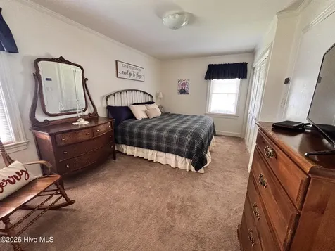 612 Blaney Street Clinton NC 28328