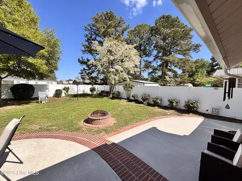 612 Blaney Street Clinton NC 28328