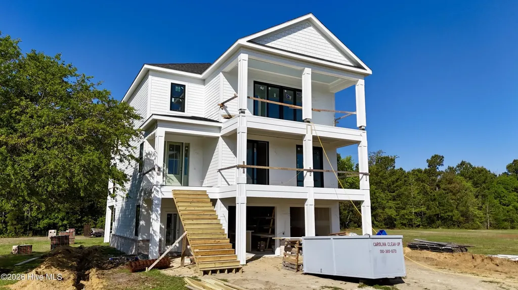 244 Colleton Square Newport NC 28570