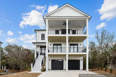 244 Colleton Square Newport NC 28570