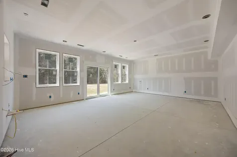 244 Colleton Square Newport NC 28570