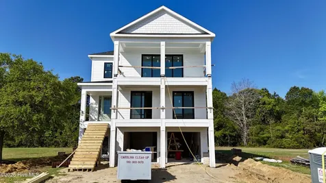 244 Colleton Square Newport NC 28570