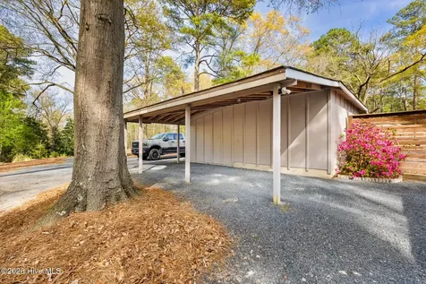 901 E Main Street Aberdeen NC 28315
