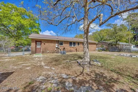 309 Richelieu Road Wilmington NC 28412