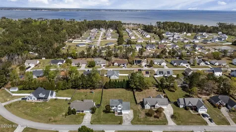 105 Quarter Horse Havelock NC 28532