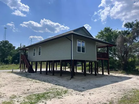 303 E Jones Street Trenton NC 28585