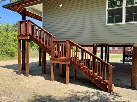 303 E Jones Street Trenton NC 28585