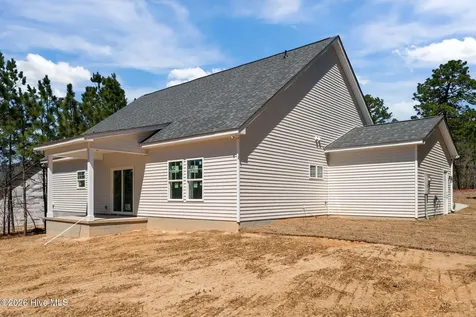 5004 Arcadia Way West End NC 27376