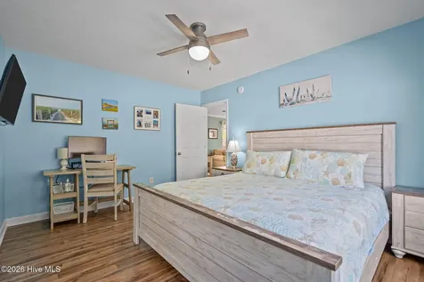 137 NE 4th Street Oak Island NC 28465