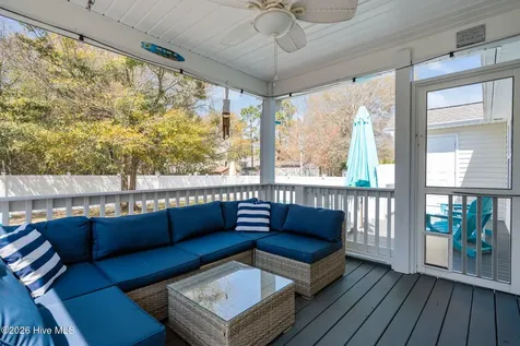 137 NE 4th Street Oak Island NC 28465