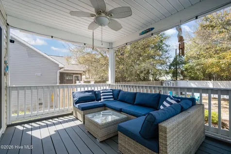 137 NE 4th Street Oak Island NC 28465