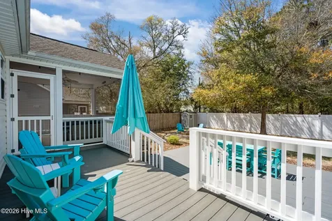 137 NE 4th Street Oak Island NC 28465