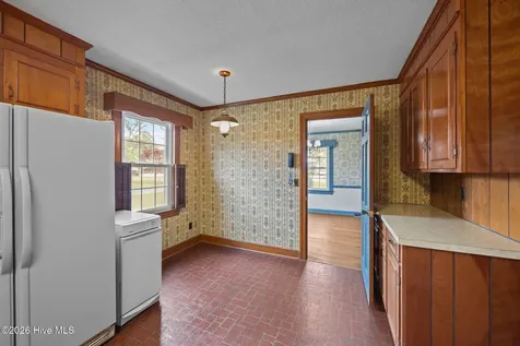 2212 Longleaf Pine Drive Kinston NC 28504