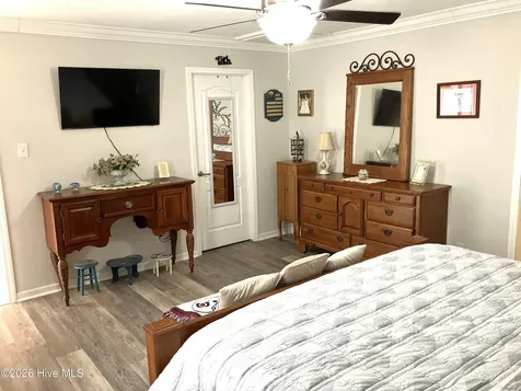1406 White Oak River Road Maysville NC 28555