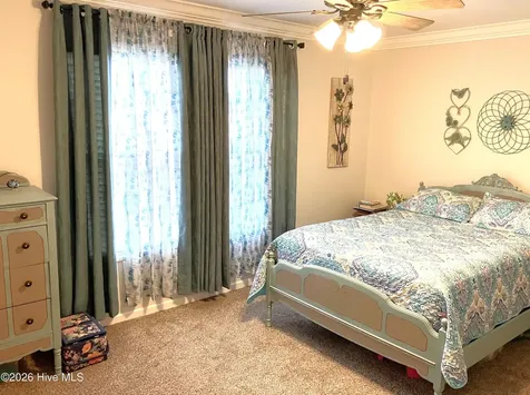 1406 White Oak River Road Maysville NC 28555