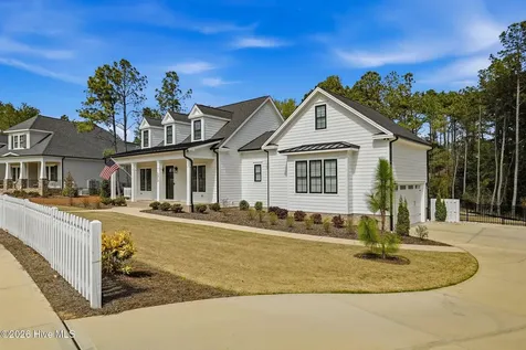 275 Hollycrest Drive Pinehurst NC 28374