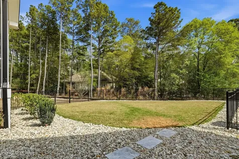275 Hollycrest Drive Pinehurst NC 28374