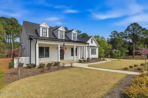 275 Hollycrest Drive Pinehurst NC 28374