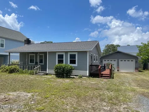 141 NE 33rd Street Oak Island NC 28465