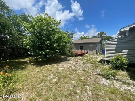 141 NE 33rd Street Oak Island NC 28465