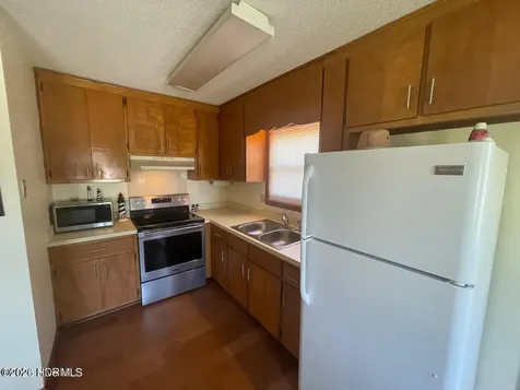 141 NE 33rd Street Oak Island NC 28465