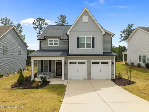 328 Kensington Drive Spring Lake NC 28390