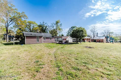 509 Carthage Street Cameron NC 28326