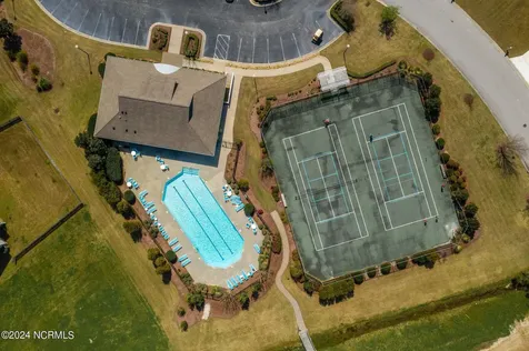 1302 Fathom Way Morehead City NC 28557
