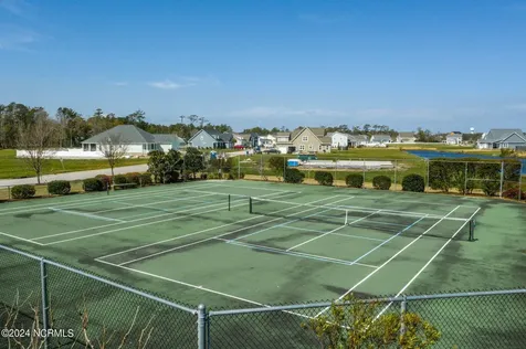 1302 Fathom Way Morehead City NC 28557