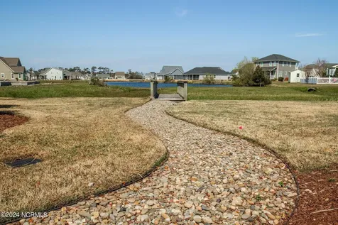 1302 Fathom Way Morehead City NC 28557