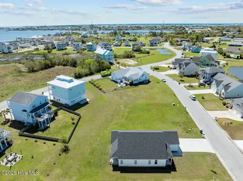 1302 Fathom Way Morehead City NC 28557
