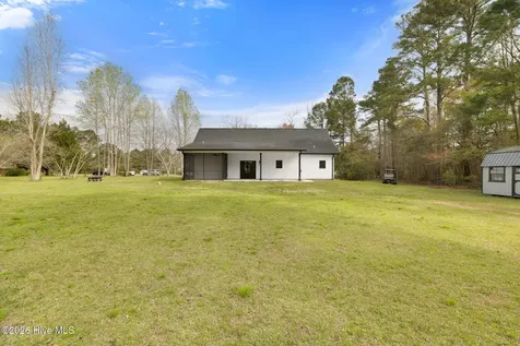 5551 Mills Trail SE Bolivia NC 28422