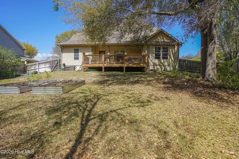 119 Little Bay Drive Cedar Point NC 28584