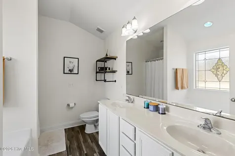 211 Gelynda Court Holly Ridge NC 28445