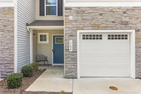 1504 Lambsberry Circle Elizabeth City NC 27909