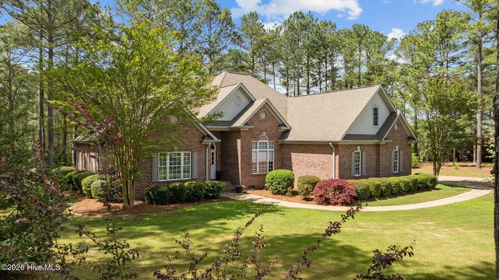 30180 E Lake Road Wagram NC 28396