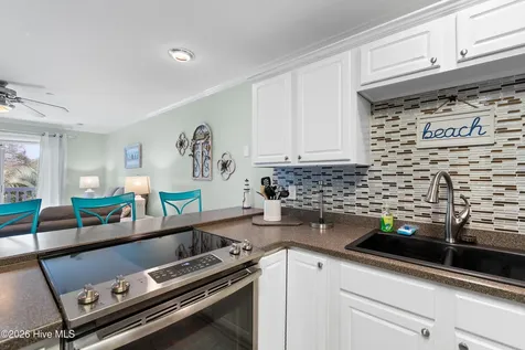 105 SE 58th Street Oak Island NC 28465