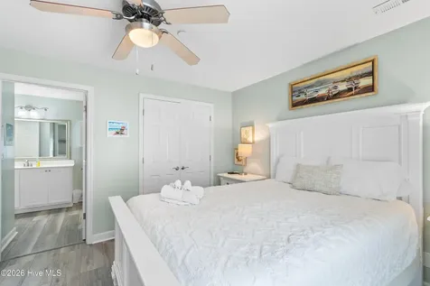 105 SE 58th Street Oak Island NC 28465