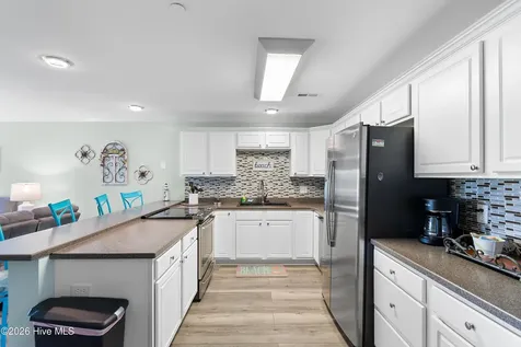 105 SE 58th Street Oak Island NC 28465
