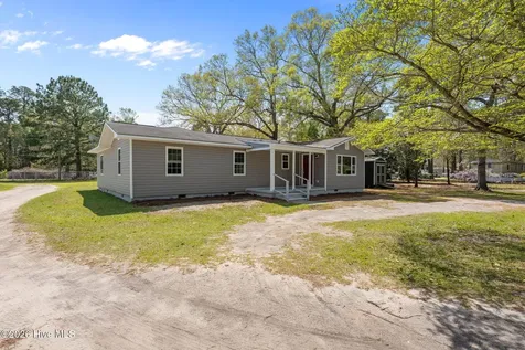 393 Old Vanceboro Road New Bern NC 28560