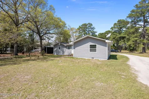 393 Old Vanceboro Road New Bern NC 28560
