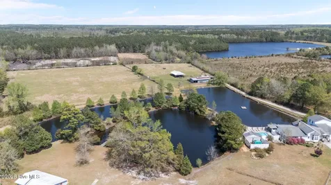 393 Old Vanceboro Road New Bern NC 28560
