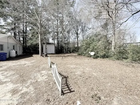124 Bayshore Drive Cape Carteret NC 28584