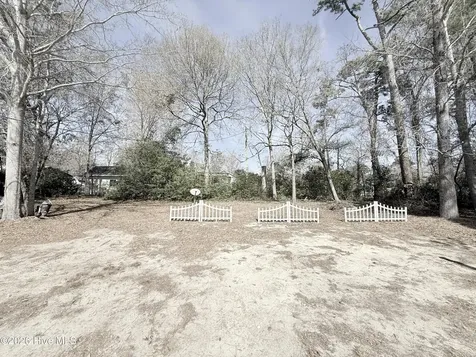 124 Bayshore Drive Cape Carteret NC 28584