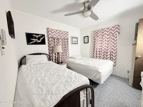 124 Bayshore Drive Cape Carteret NC 28584
