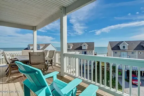 208 Goldsboro Drive North Topsail Beach NC 28460